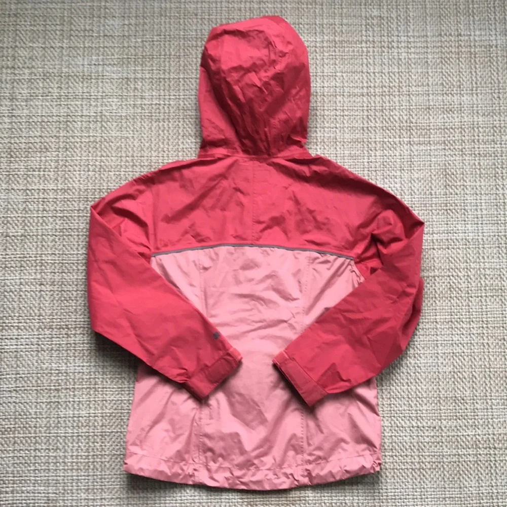 Patagonia Rain Jacket (girls' size S) - Picture 4 of 9